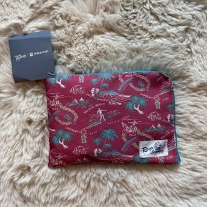 United Airlines x Reyn Spooner Toiletry Bag
